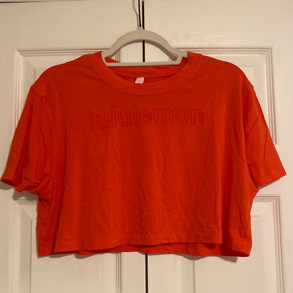 Lululemon Crop Tshirt